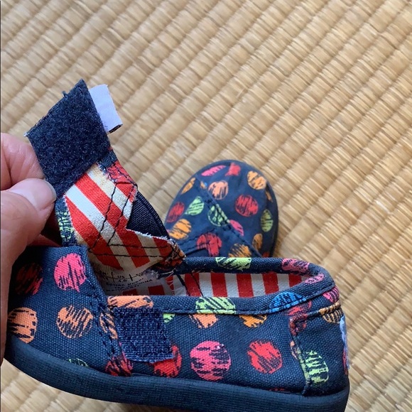 Bundling Toms Classic Alpargata and Oshkosh combo - Picture 9 of 9